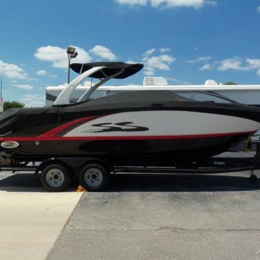 2013 Four Winns horizon h260