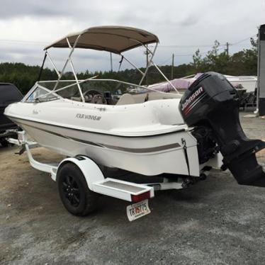 2002 Four Winns freedom 170