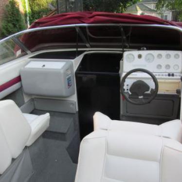 1991 Four Winns sundowner 225