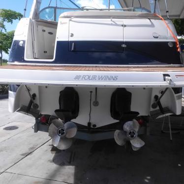 2005 Four Winns 288 vista