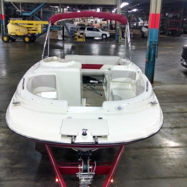 2005 Glastron ds 215