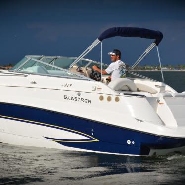 2006 Glastron 259