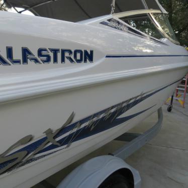 2003 Glastron sx 175