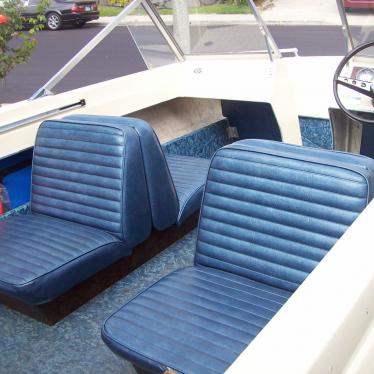 1974 Glastron aqua lift