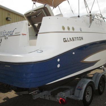 2005 Glastron gs249 aft cabin cruiser trailer and just 102 hours