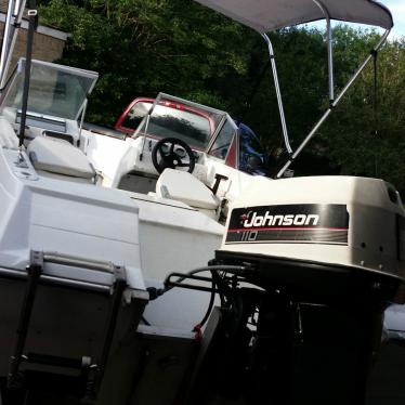 1985 Glastron outboard