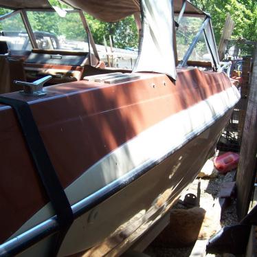 1976 Glastron open bow