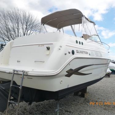 2004 Glastron 279 cruiser