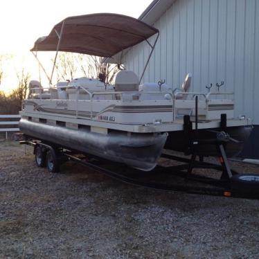 Godfrey Sweetwater 2222 DF 2002 for sale for $100 - Boats-from-USA.com