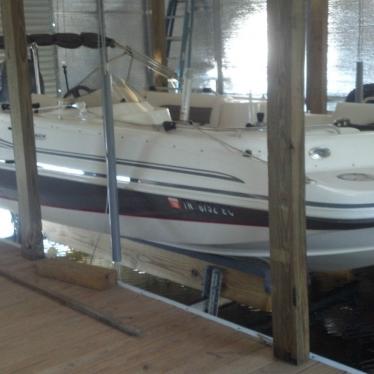 2012 Hurricane sundeck sport ss 201 ob