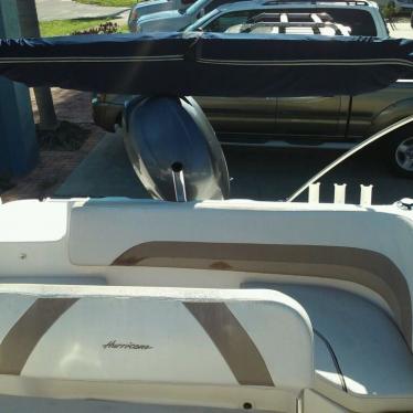 2005 Hurricane 21 deck boat