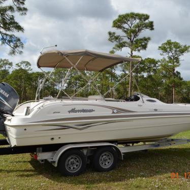 2004 Hurricane sundeck 237