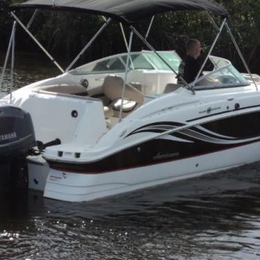 2013 Hurricane 2400 sundeck