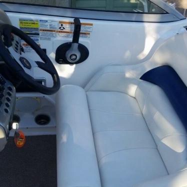 2013 Hurricane 217 sun deck