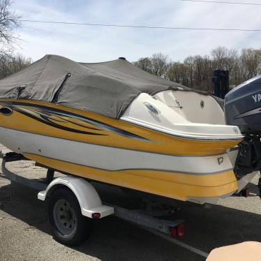 2008 Hurricane sun deck 2000