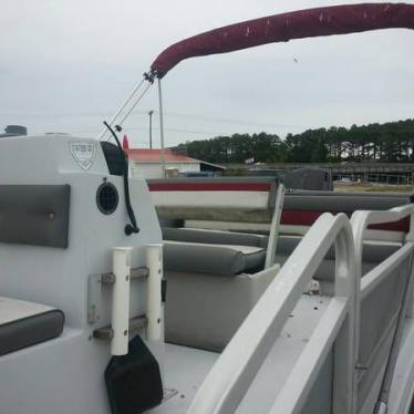 1990 Hurricane deckboat