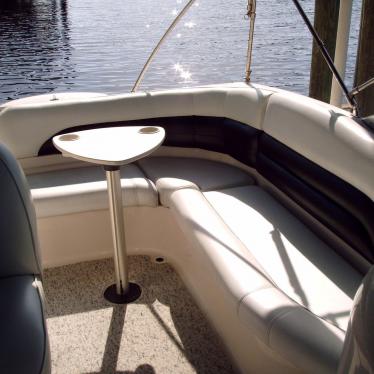 2001 Hurricane 23.7 sun deck