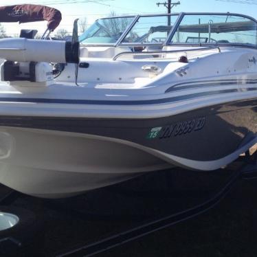 2012 Hurricane sundeck 187 sport