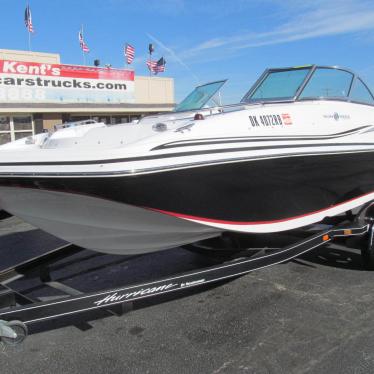 2013 Hurricane sundeck 187 io sport