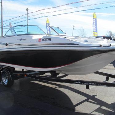 2013 Hurricane sundeck 187 io sport