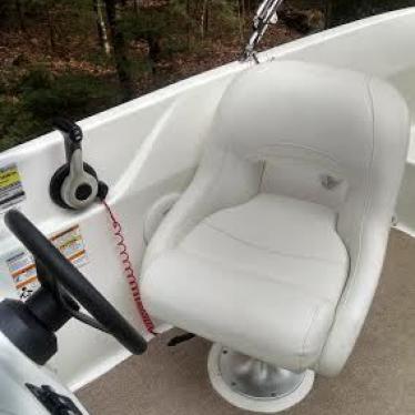 2011 Hurricane sundeck 187 115hp yamaha 4 stroke outboard