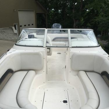 2006 Hurricane 237 sun deck