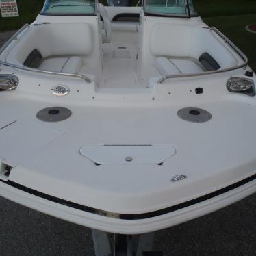 2013 Hurricane 237 sun deck