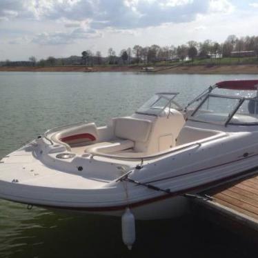 2005 Hurricane sundeck 217