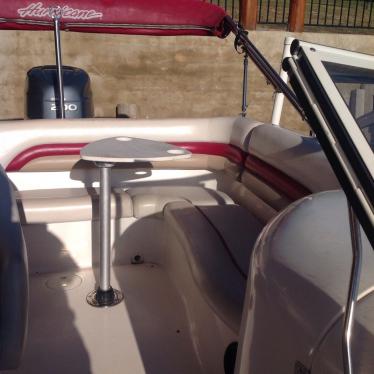 2005 Hurricane sundeck 217