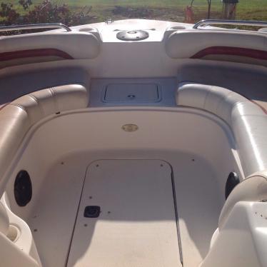 2005 Hurricane sundeck 217