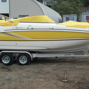 2013 Hurricane sun deck 2400