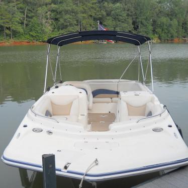 2007 Hurricane deck boat 202 io