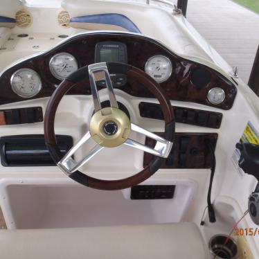 2007 Hurricane deck boat fd 202 io