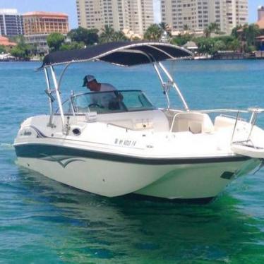 2006 Hurricane sundeck 260