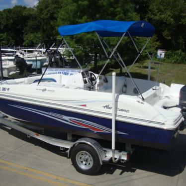 2011 Hurricane 188 sun deck