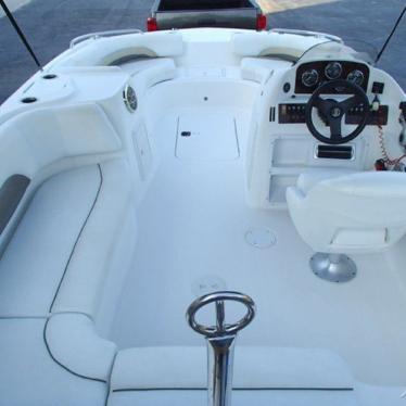 2012 Hurricane sun deck 188