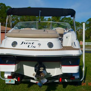 2014 Hurricane sundeck 2400