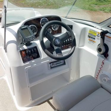 2012 Hurricane sundeck 187