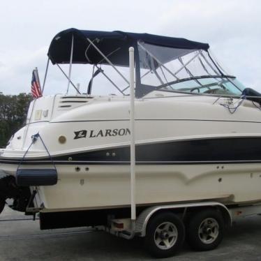 2006 Larson 274 cabrio mid-cabin