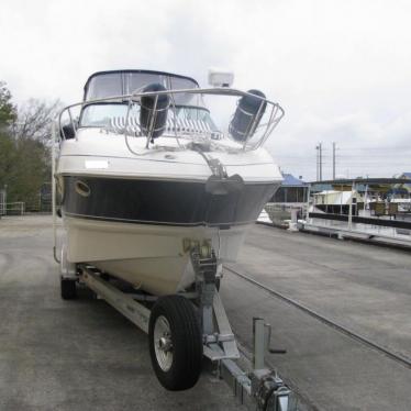 2006 Larson 274 cabrio mid-cabin