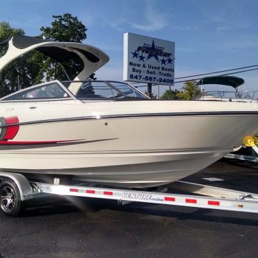 2014 Larson 238 lxi boat