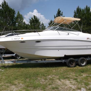 2001 Larson 254 cabrio mid cabin