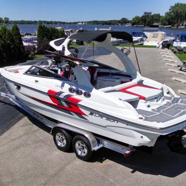 2014 Larson 258 lxi boat