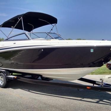 2012 Larson 258 lxi boat