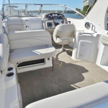 2008 Larson 260 cabrio mid cabin