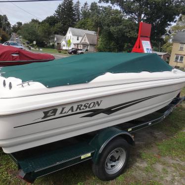 2002 Larson 180 br