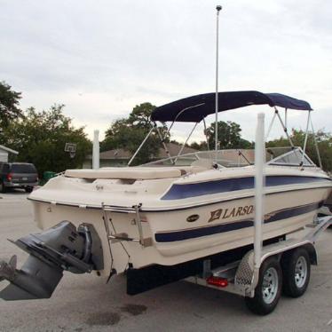 2004 Larson lsi 212 br