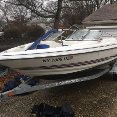 2002 Larson bowrider