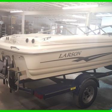 2001 Larson 18 bow rider