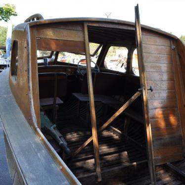 1950 Larson outboard camper special